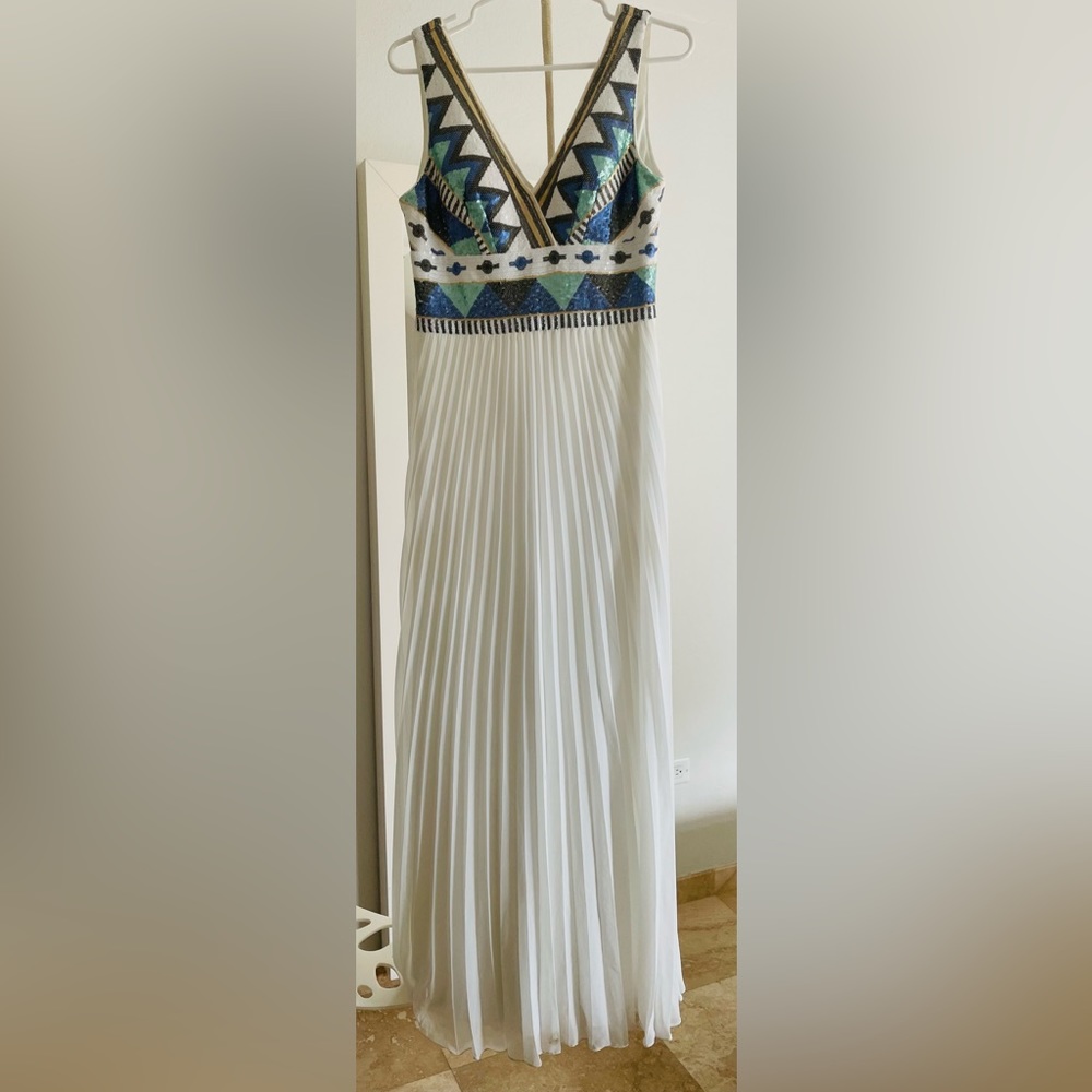 XSCAPE Full Length Gown Sequins Top Pleated skirt